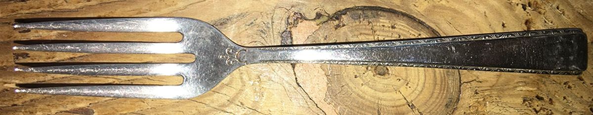 UNF644 (Sterling) Individual Salad Fork by Unknown Mfg Silver-1