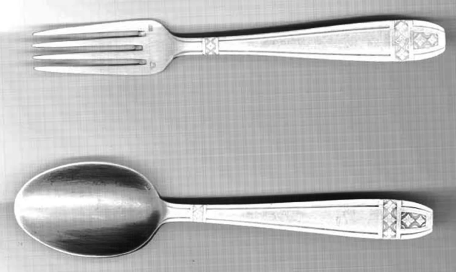 UNF662 (Silverplate) Fork by Unknown Mfg Silver-1