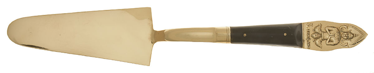 Thailand (Brass) Solid Pie Server by Unknown Mfg Silver-1