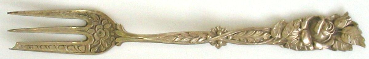 JZS1 (STERLING) Individual Pie Fork by J D Schleissner Sohne-1