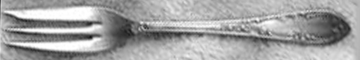 UNF852 (Silverplate) Individual Pie Fork by Unknown Mfg Silver-1