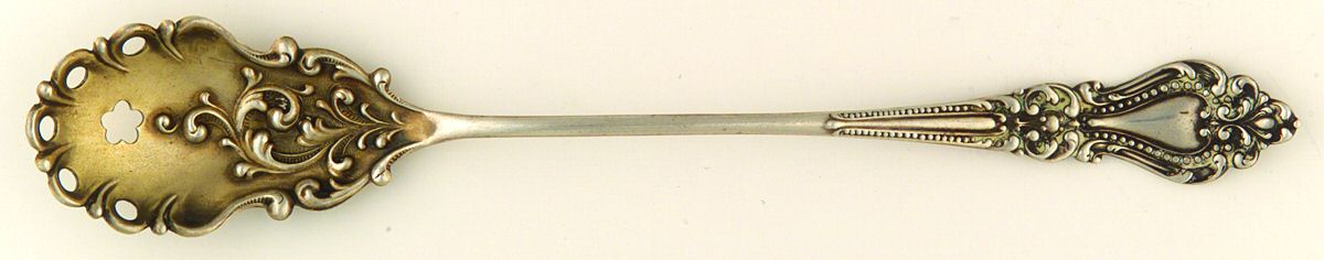UNF870 (Sterling) Pierced Bowl Short Handle Olive Spoon by Unknown Mfg Silver-1