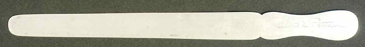 England Sterling Hollowware 11" Page Turner Solid by Unknown Manufacturer-1