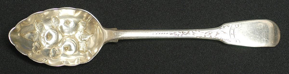 England Sterling Flatware Fruit/Orange Spoon by Unknown Mfg Silver-1
