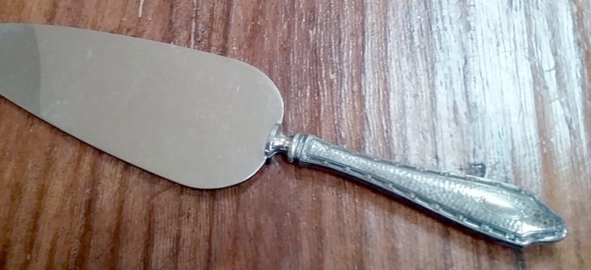 OHS509 (Sterling) Pie Server with Stainless Blade by Oneida Silver-1