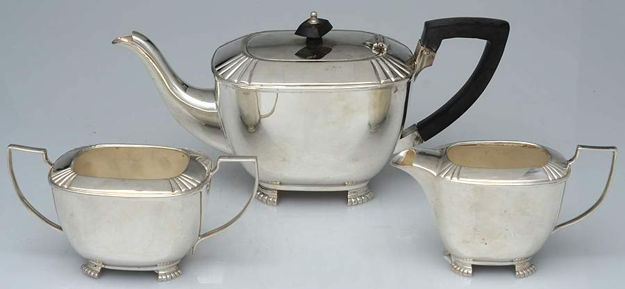 England Silverplate Hollowware 3 Piece Tea Set (PTP, PCR, PSU) by Unknown Manufacturer-1