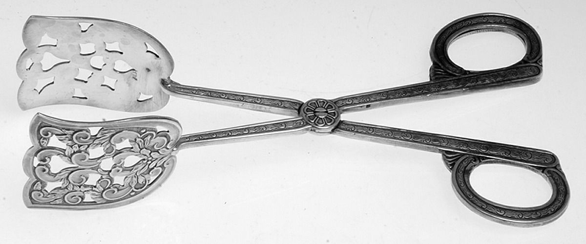 Sweden Silverplate Flatware Solid Pastry Tongs by Unknown Mfg Silver-1