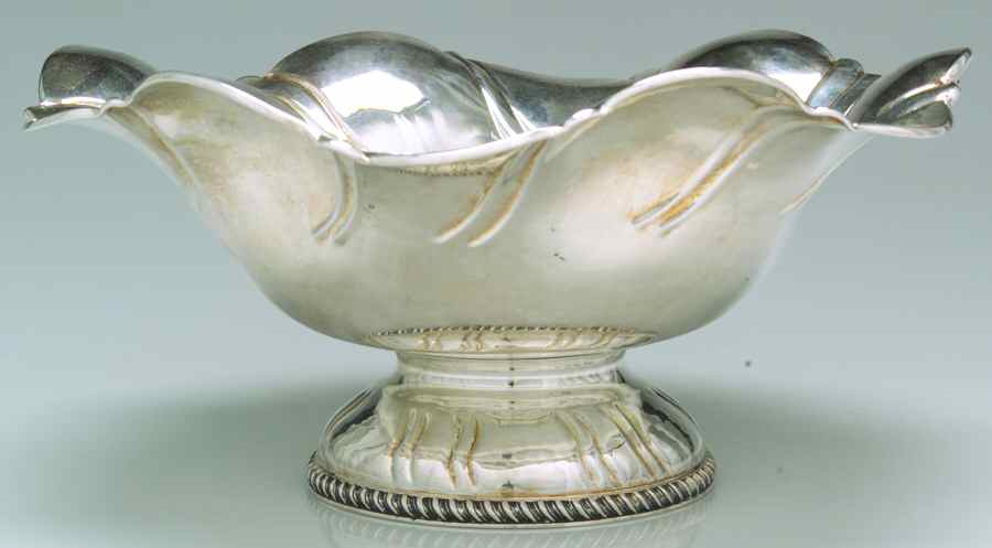 Italy Sterling Hollowware Pedestal Fruit Bowl by Unknown Manufacturer-1
