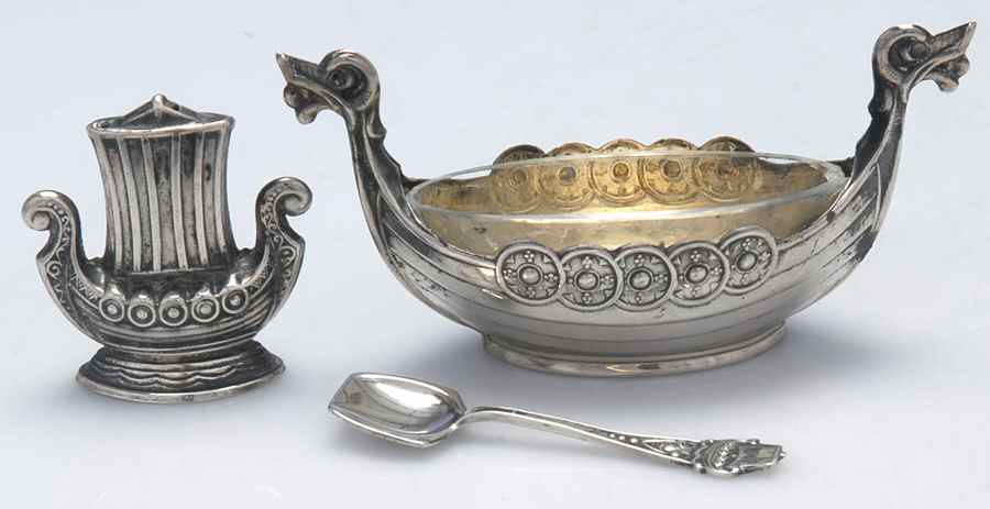 Norway Sterling Hollowware Open Master Salt W/Spoon & Pepper Shaker by Unknown Manufacturer-1