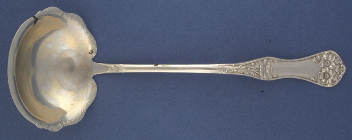 UNF1036 (Nickel) Oyster Ladle Solid Piece by Unknown Mfg Silver-1