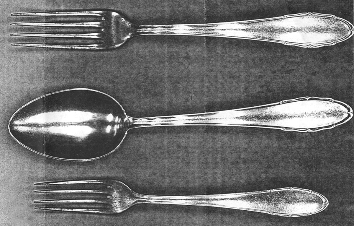 Eka (Silverplate) Fork by Unknown Mfg Silver-1