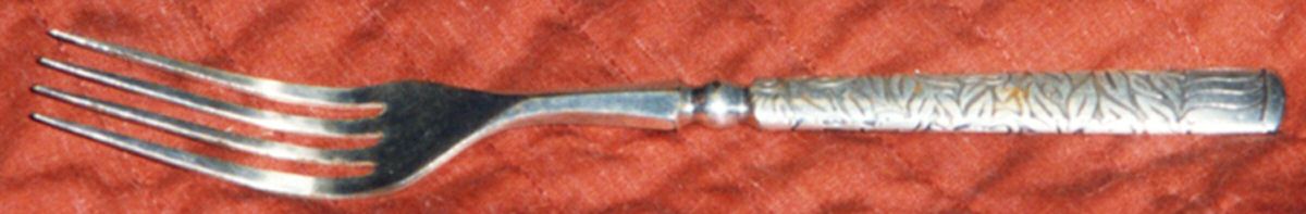 UNF1180 (Silverplate) Indented Solid Handled Fork by Unknown Mfg Silver-1