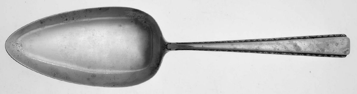 UNF737 (Nickel) Small Solid Pie Server by Unknown Mfg Silver-1