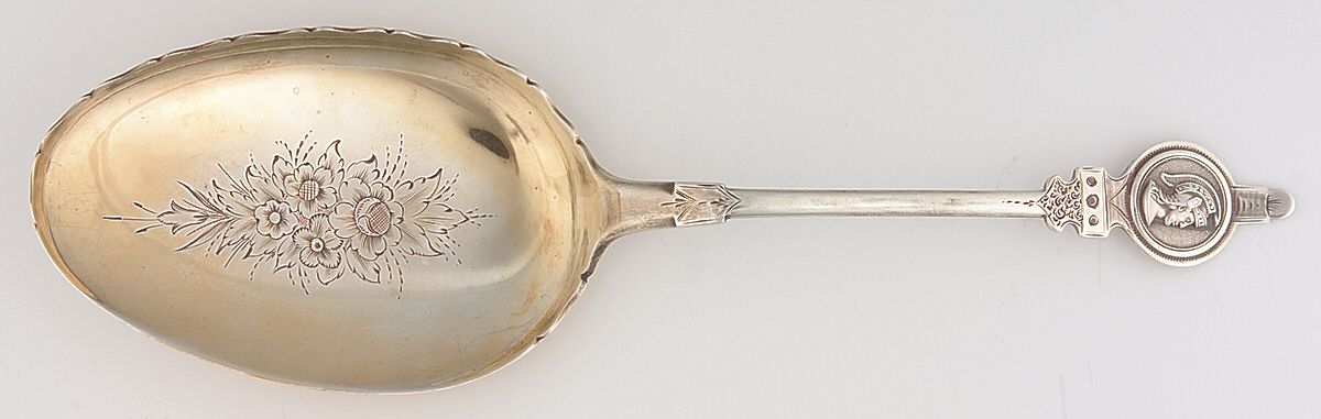 Medallion (Coin) Large Solid Ice Cream Server, Bright Cut by Unknown Mfg Silver-1
