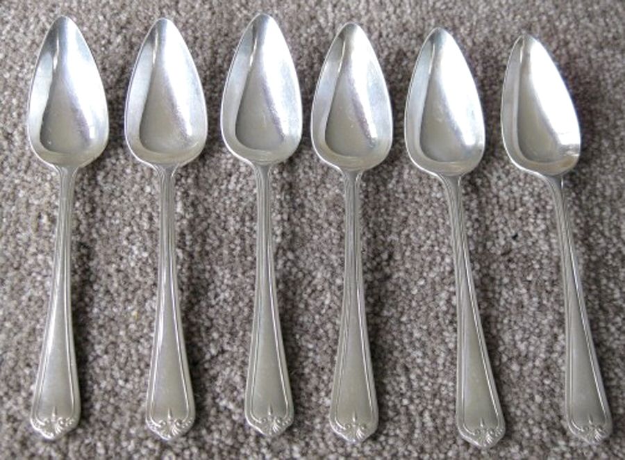 UNF1210 (Silverplate) Fruit/Orange Spoon by Unknown Mfg Silver-1