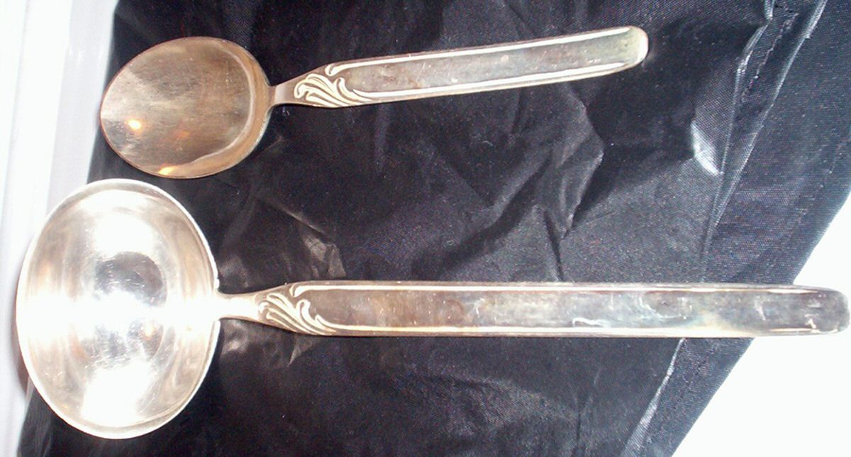 UNF1215 (Silverplate) Teaspoon by Unknown Mfg Silver-1