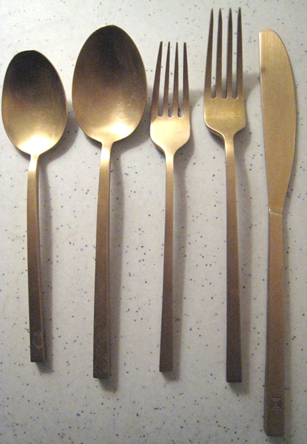UNF1219 (Gold Electroplate) Place/Oval Soup Spoon by Unknown Mfg Silver-1