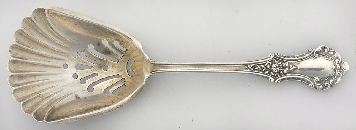 UNF745 (Sterling, 1899) Bon Bon Scoop by Unknown Mfg Silver-1