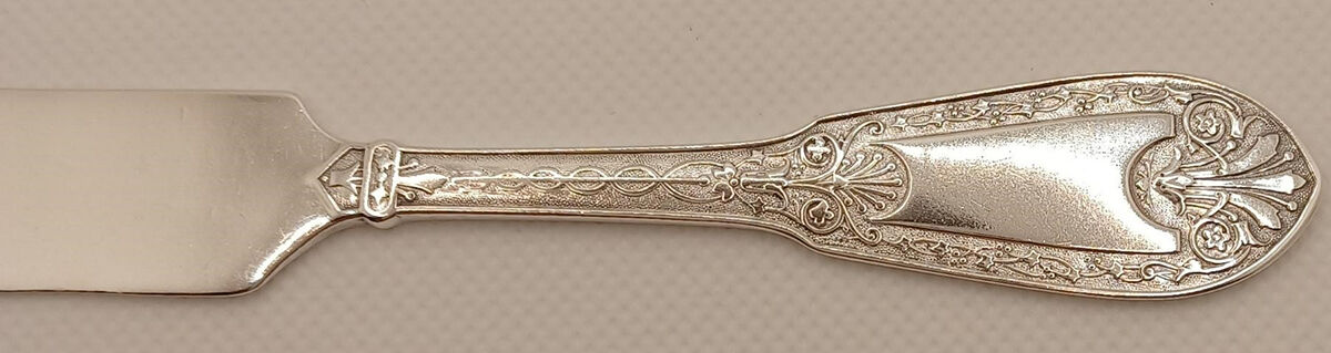 UNF1247 (Sterling) Flat Handle Butter Spreader by Unknown Mfg Silver-1