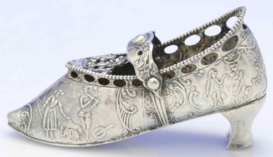 Netherlands Sterling Hollowware Mini Novelty Shoe by Unknown Manufacturer-1