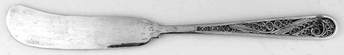 Sterling Filigree Flatware Flat Pierced Handle Butter Spreader by Unknown Mfg Silver-1