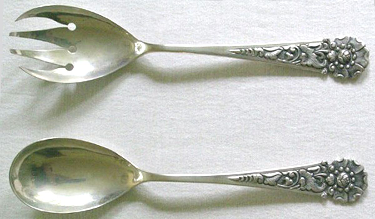 800-109 (Sterling) (2 Pc) Solid Salad Set by Unknown Mfg Silver-1