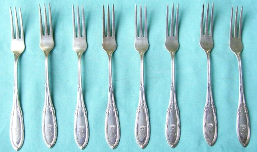 800-111 (Sterling) Individual Berry Fork by Unknown Mfg Silver-1