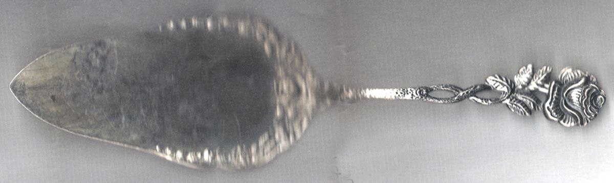 UNF1326 (Silverplate) Large Solid Pie Knife by Unknown Mfg Silver-1