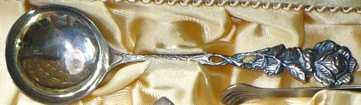 UNF1326 (Silverplate) Sugar Spoon by Unknown Mfg Silver-1