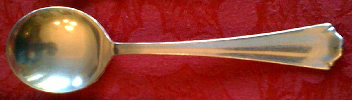La Parisienne (Silverplate) Round Bowl Soup Spoon (Cream Soup) by United Silver-1