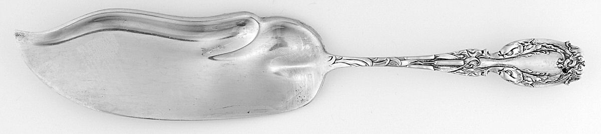 UNF1331 (Sterling) Large Solid Fish Server by Unknown Mfg Silver-1