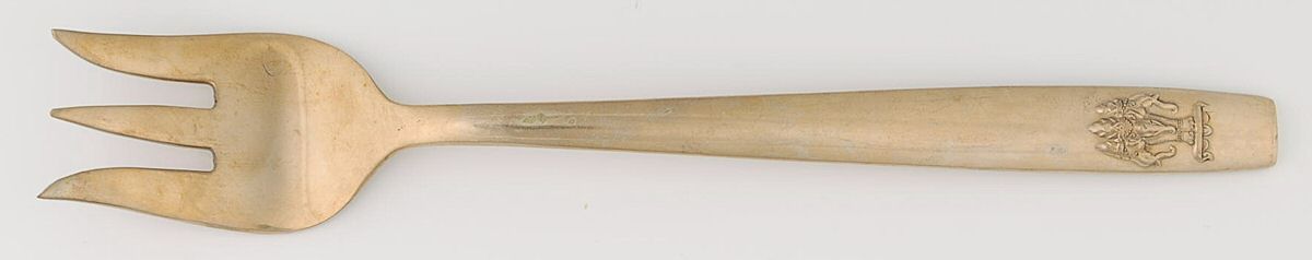 UNF1340 (Brass) Medium Solid Cold Meat Serving Fork by Unknown Mfg Silver-1