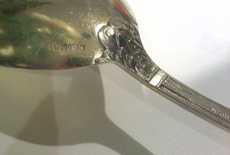 800-135 (Sterling) Solid Salad Serving Fork by Unknown Mfg Silver-1