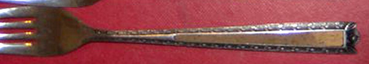 Royal Crest (Stainless) Fork by Unknown Mfg Silver-1