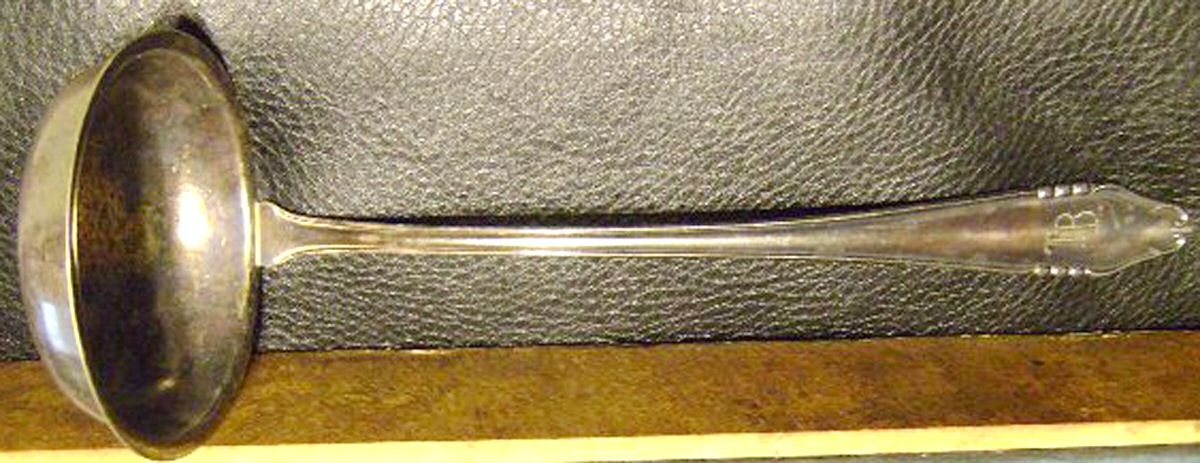 UNF1401 (Silverplate) Punch Ladle Solid Piece by Unknown Mfg Silver-1