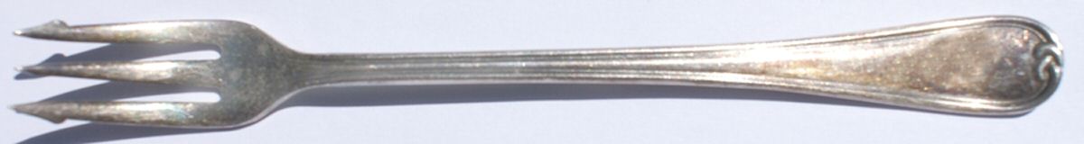 UNF1431 (Silverplate) Cocktail/Seafood Fork by Unknown Mfg Silver-1