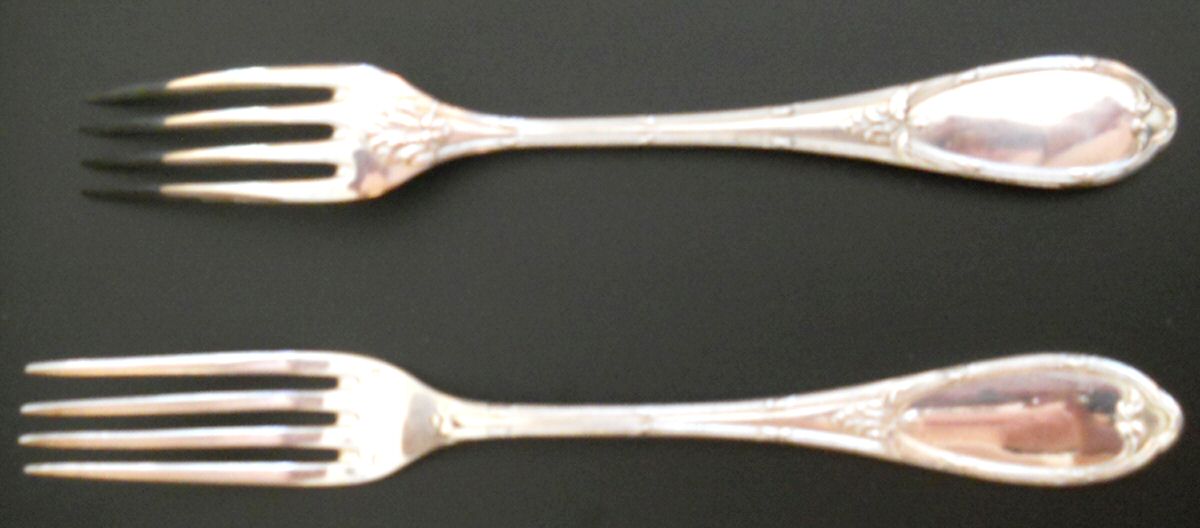 UNF2074 (Silverplate) Fork by Unknown Mfg Silver-1