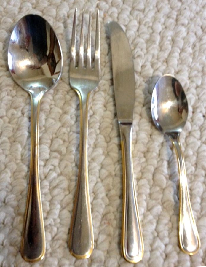 UNF1559 (Stainless, Gold Accent) Fork by Unknown Mfg Silver-1