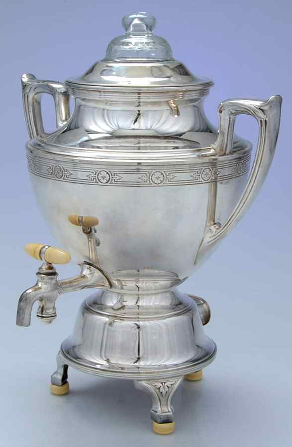 UNS6 (Silverplate, Hollowware) Percolator with Lid by Universal Silver-1