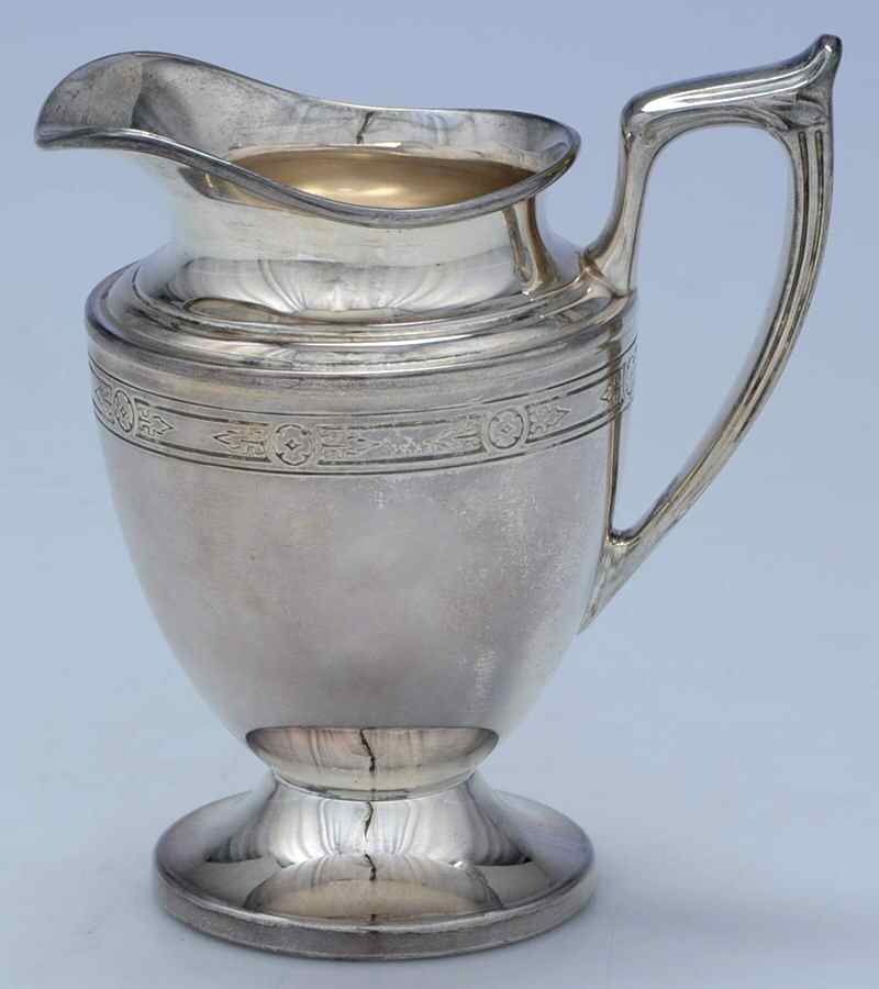 UNS6 (Silverplate, Hollowware) Creamer by Universal Silver-1