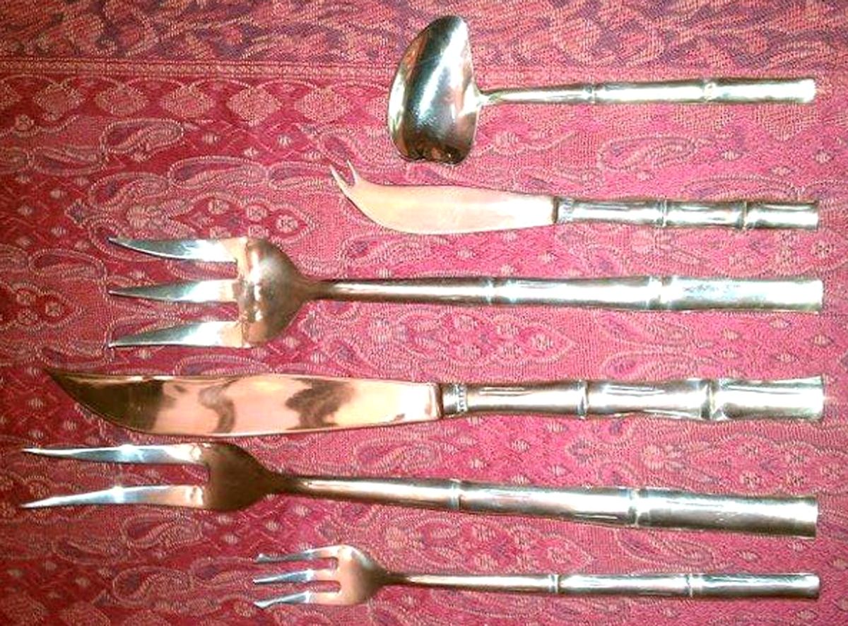 UNF1479 (Bronze) Medium Solid Cold Meat Serving Fork by Unknown Mfg Silver-1
