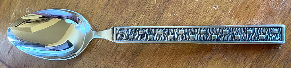 UNF2170 (Stainless) Place/Oval Soup Spoon by Unknown Mfg Silver-1