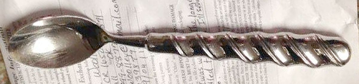 UNF1540 (Stainless) Place/Oval Soup Spoon by Unknown Mfg Silver-1