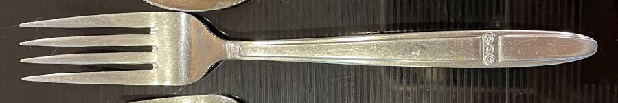 UNF1542 (Stainless) Fork by Unknown Mfg Silver-1