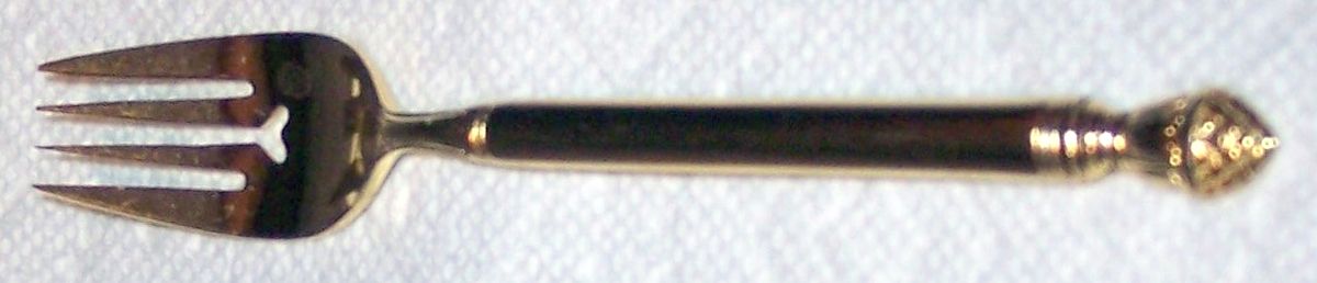 Golden Royal Pine (Gold Electroplate) Individual Salad Fork by Unknown Mfg Silver-1