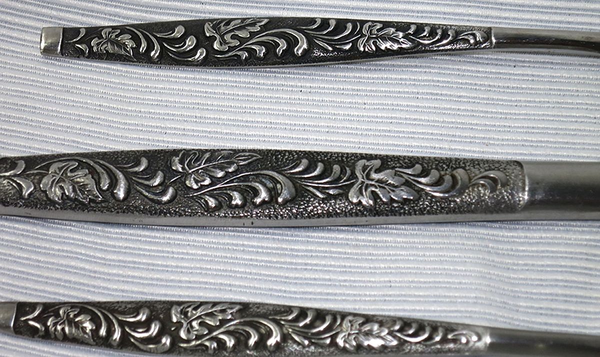 UNF2221 (Stainless) Fork by Unknown Mfg Silver-1
