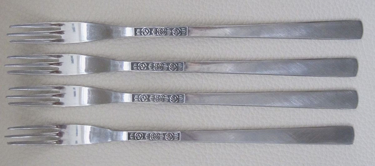 UNF2246 (Stainless) Short Handle Pickle/Olive Fork by Unknown Mfg Silver-1
