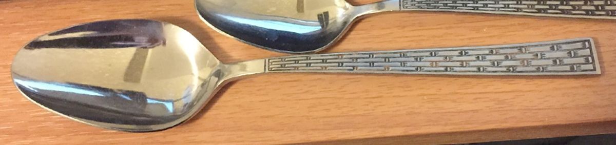 UNF2253 (Stainless) Place/Oval Soup Spoon by Unknown Mfg Silver-1