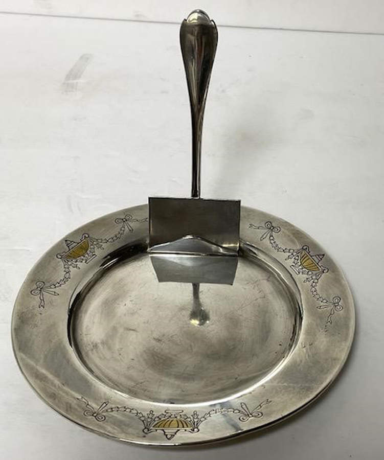 B2847 (Sterling, Hollowware) Round Butter Tray with Butter Cutter by Unger Brothers-1