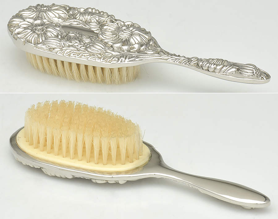 UNH29 (Silverplate, Hollowware) Hair Brush by Unknown Manufacturer-1